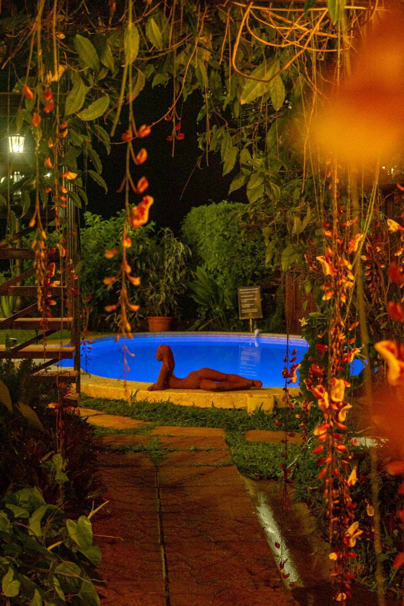 Hotel Juayua Ngoại thất bức ảnh